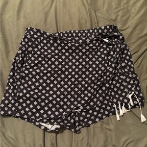torrid Black Printed Wrap-Style Skort with Tassel Detail
